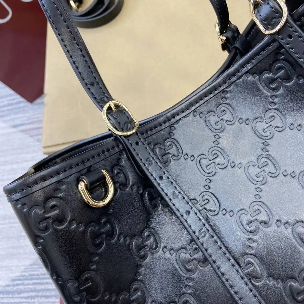 Gucci 815214 GG Emblem medium Tote Bag Black GG leather