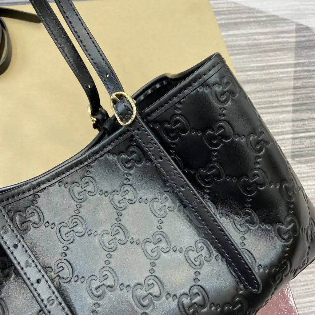 Gucci 815214 GG Emblem medium Tote Bag Black GG leather