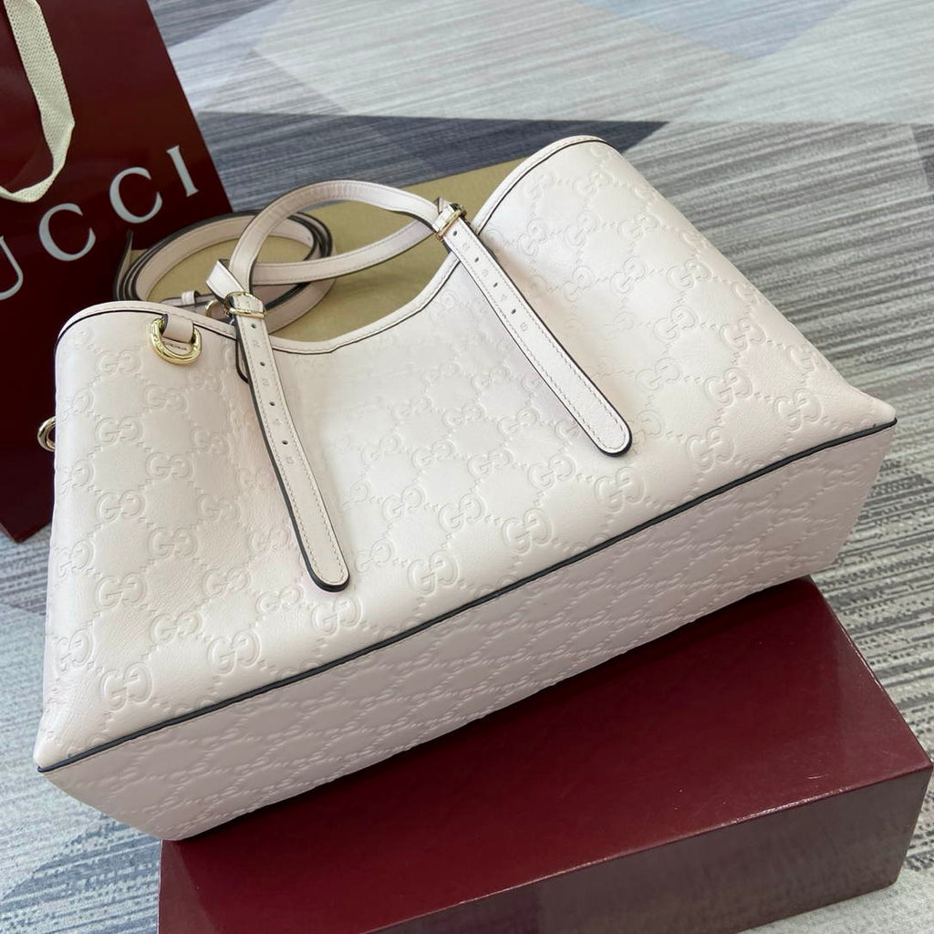 Gucci 815214 GG Emblem medium Tote Bag Ligth Pink GG leather