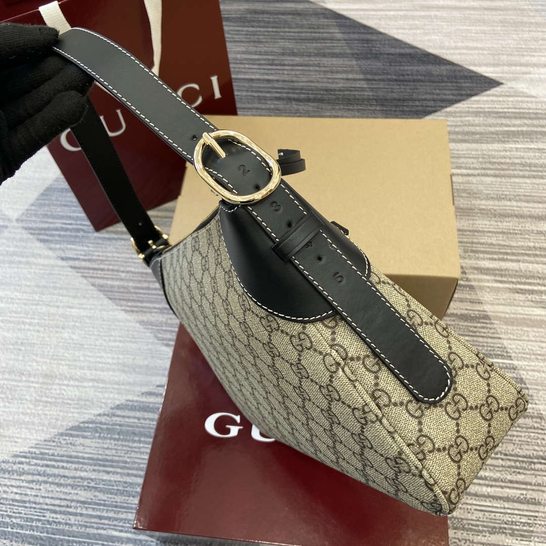 Gucci 815216 GG Emblem medium shoulder bag Beige and Black