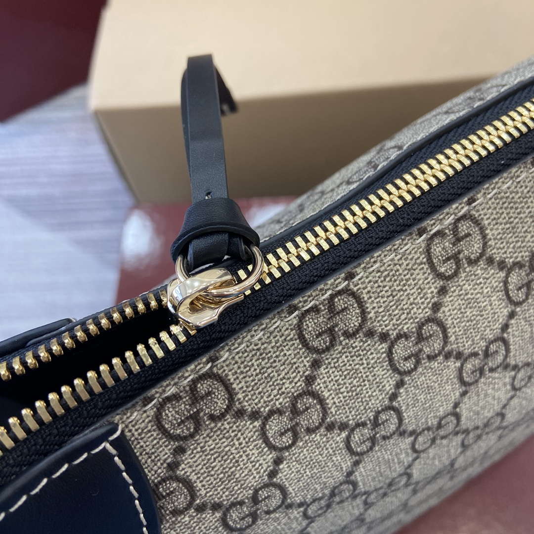 Gucci 815216 GG Emblem medium shoulder bag Beige and Black