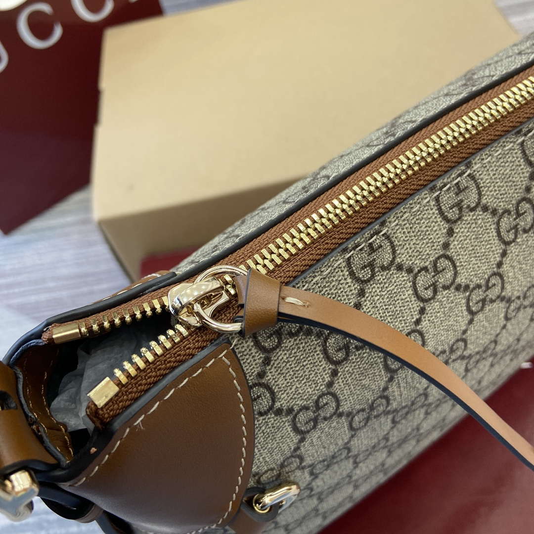 Gucci 815216 GG Emblem medium shoulder bag Beige and Brown