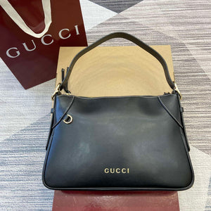 Gucci 815216 GG Emblem medium shoulder bag Black - Default Title - View 1