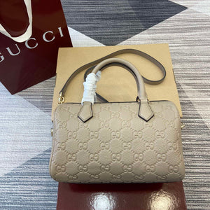 Gucci 815255 GG Emblem Small top handle bag Apricot - Default Title - View 1