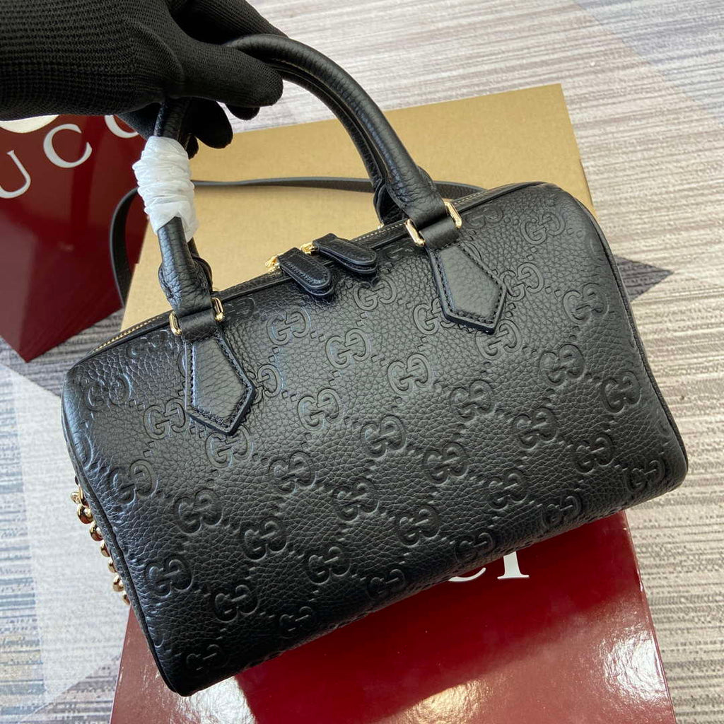 Gucci 815255 GG Emblem Small top handle bag Black