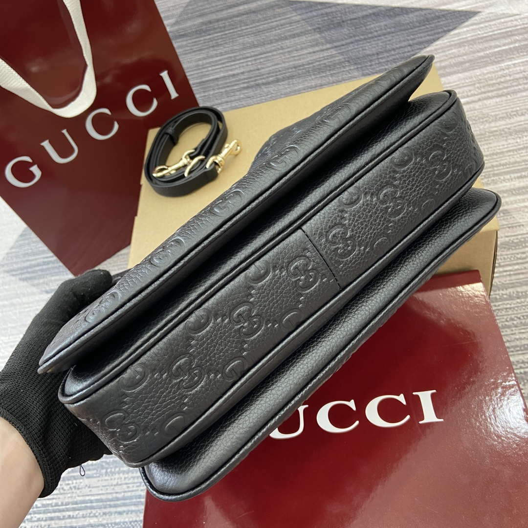 Gucci 815263 GG Emblem Small Shoulder Bag Black