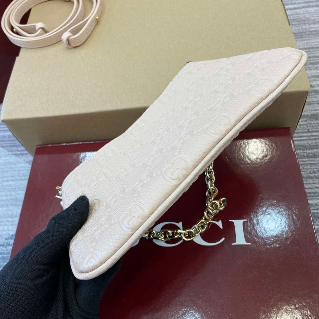 Gucci 815278 GG Emblem super mini bag Beige
