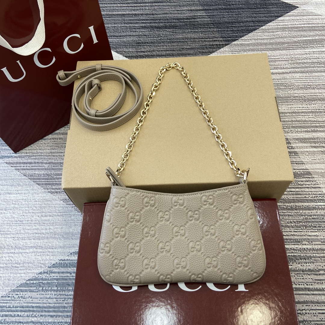 Gucci 815278 GG Emblem super mini bag Apricot - Default Title - View 1