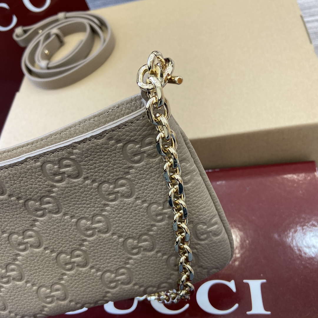 Gucci 815278 GG Emblem super mini bag Apricot - Default Title - View 7