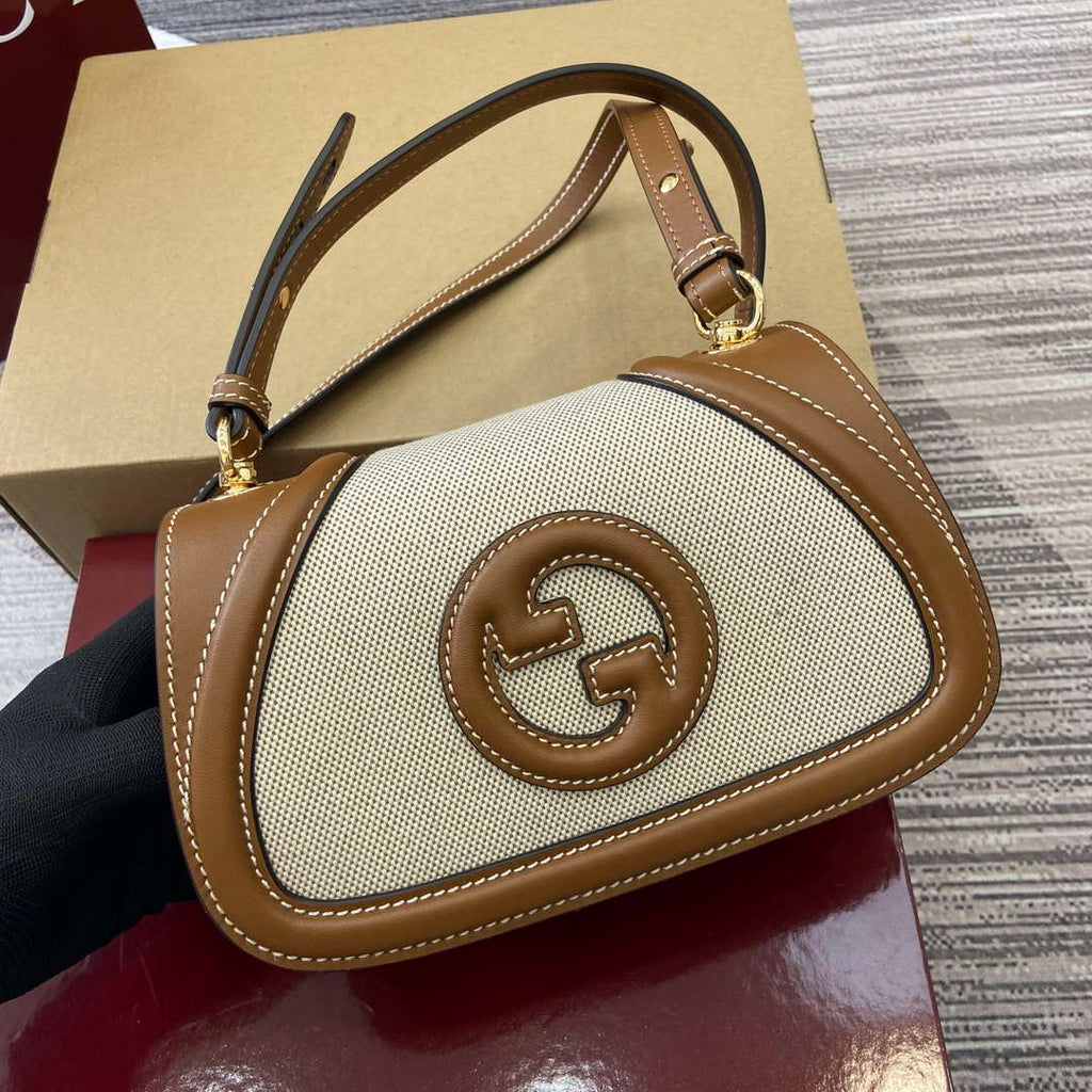 Gucci 815700 Gucci Blondie mini shoulder bag Beige cotton linen canvas
