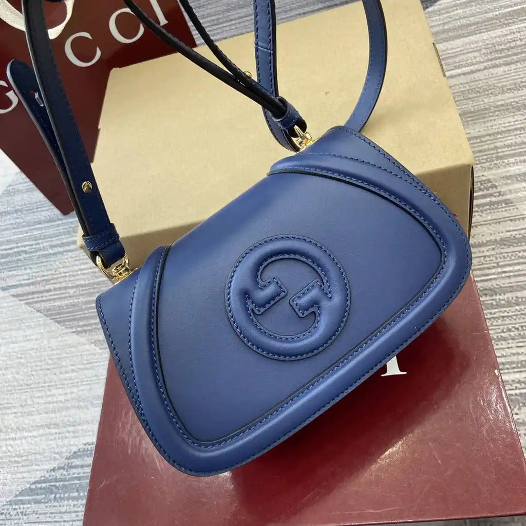 Gucci 815700 Gucci Blondie mini shoulder bag Blue Leather