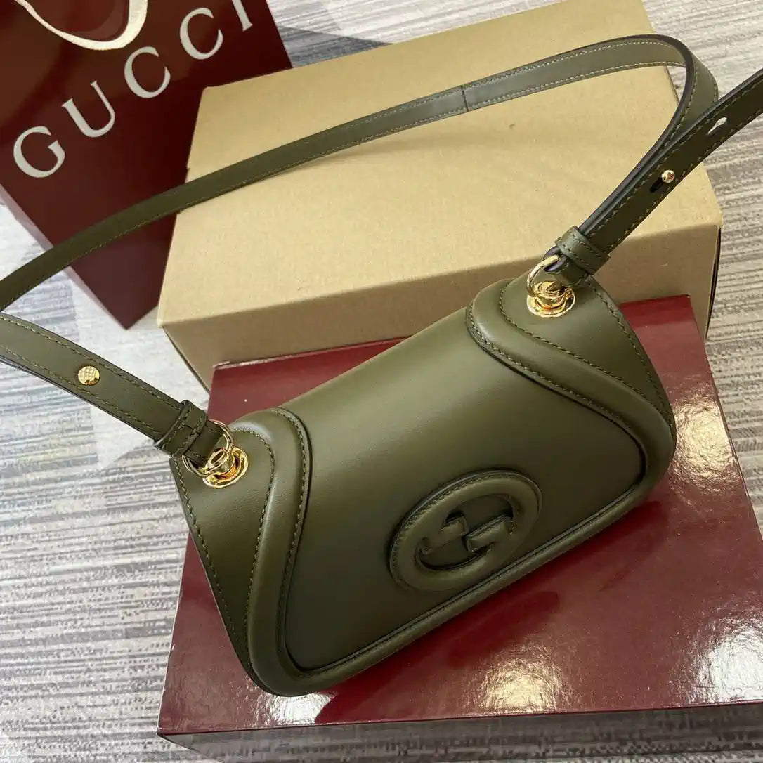 Gucci 815700 Gucci Blondie mini shoulder bag Green Leather