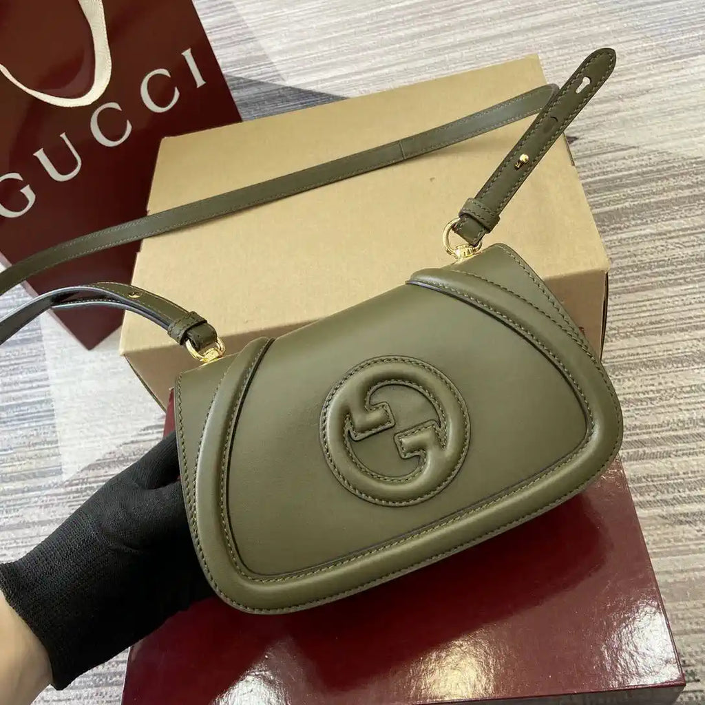 Gucci 815700 Gucci Blondie mini shoulder bag Green Leather
