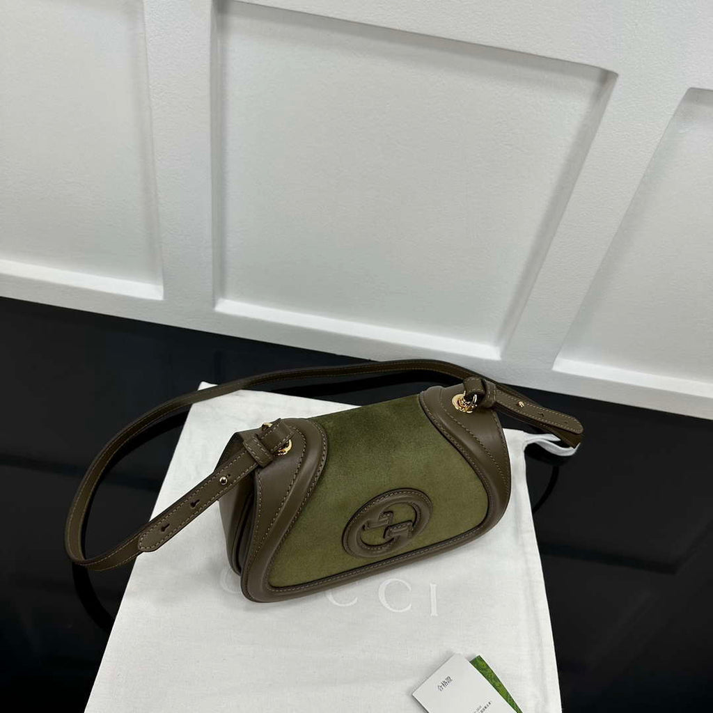 Gucci 815700 Gucci Blondie mini shoulder bag Suede leather Green