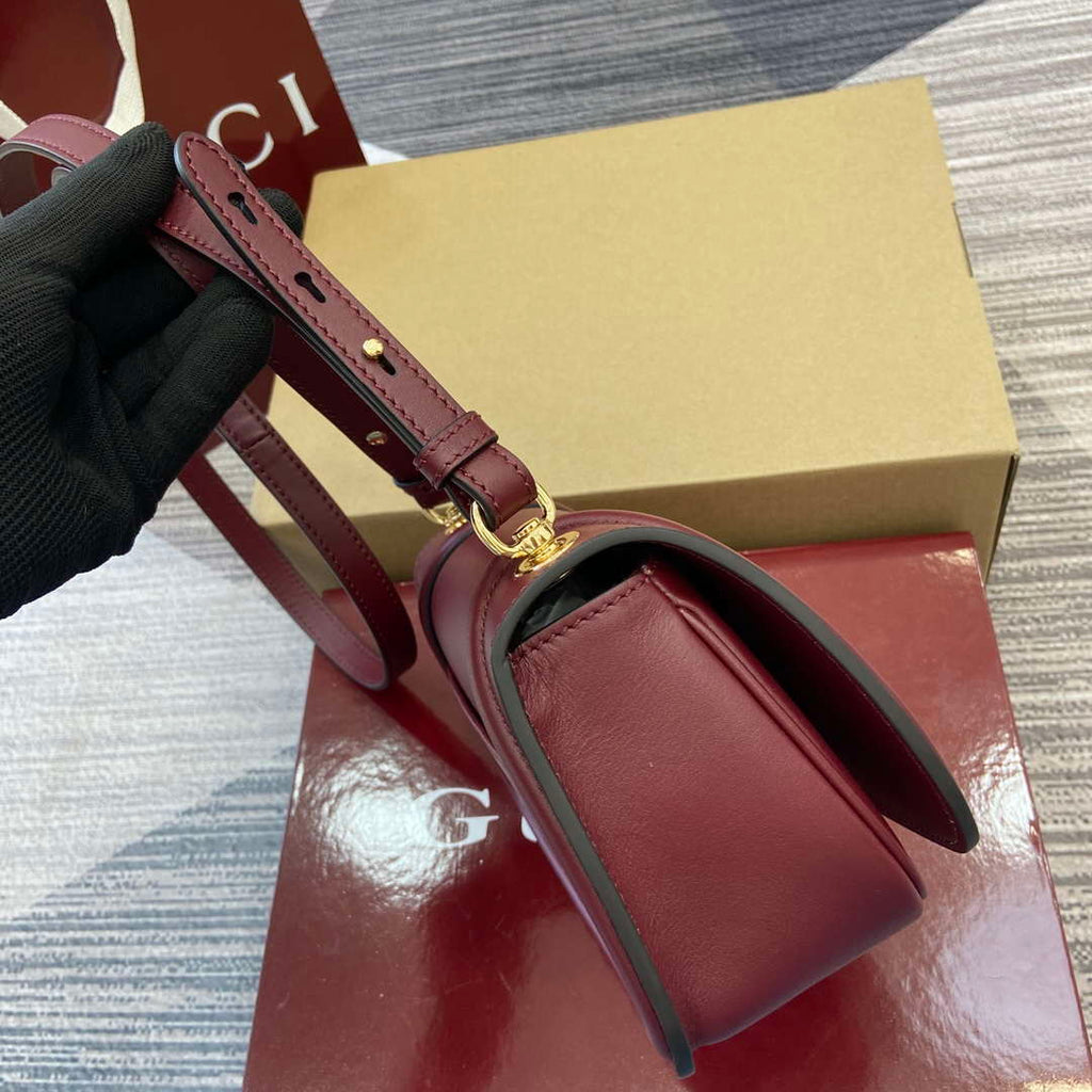 Gucci 815700 Gucci Blondie mini shoulder bag Wind red Leather