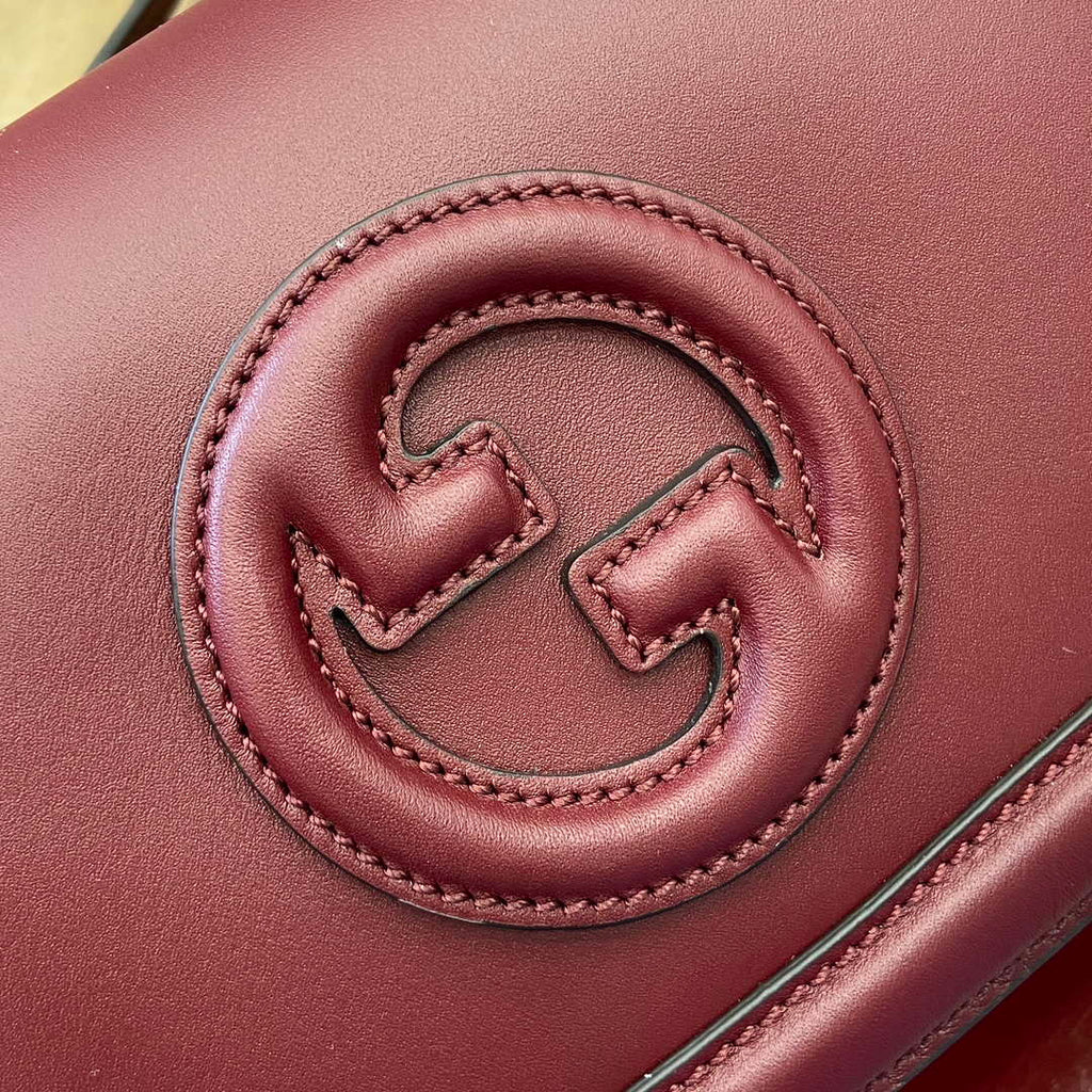 Gucci 815700 Gucci Blondie mini shoulder bag Wind red Leather
