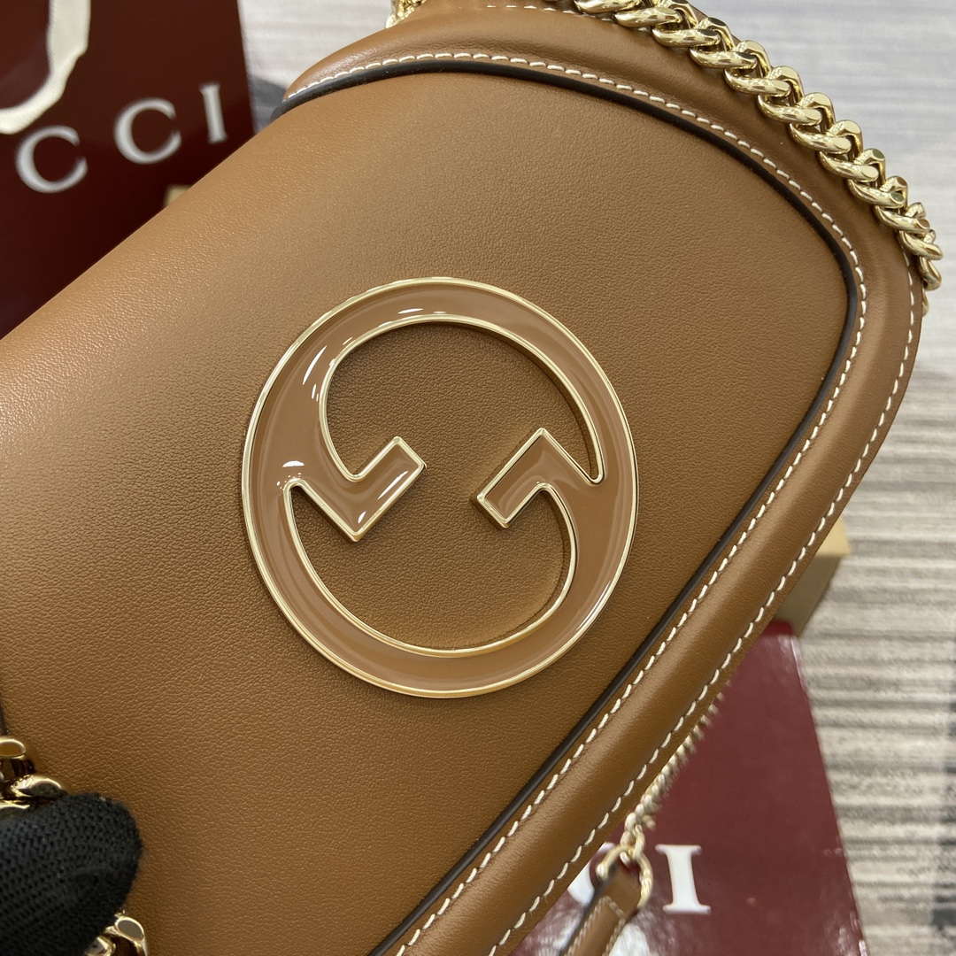 Gucci 815711 Gucci Blondie mini shoulder bag Brown