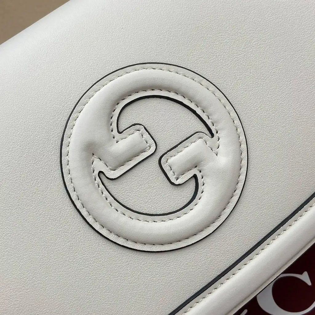 Gucci 815714 Gucci Blondie Small Top Handle Bag White