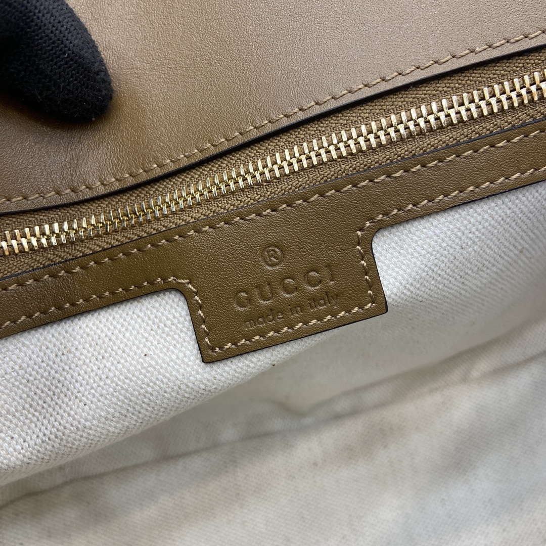 Gucci 815715 Gucci Blondie small shoulder bag Brown Suede leather