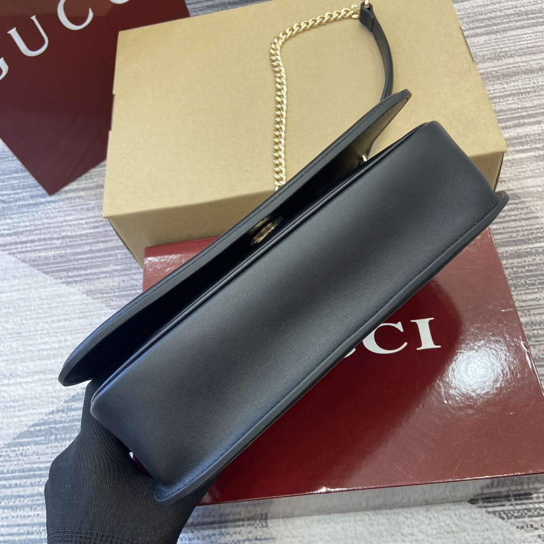Gucci 815715 Gucci Blondie small shoulder bag Black