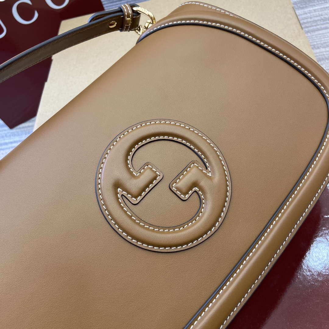 Gucci 815716 Gucci Blondie Medium top handle bag Brown