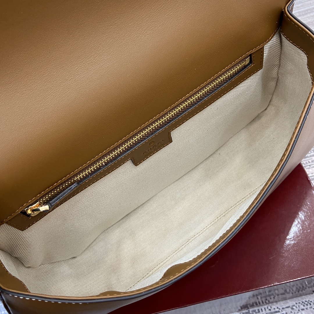 Gucci 815716 Gucci Blondie Medium top handle bag Brown