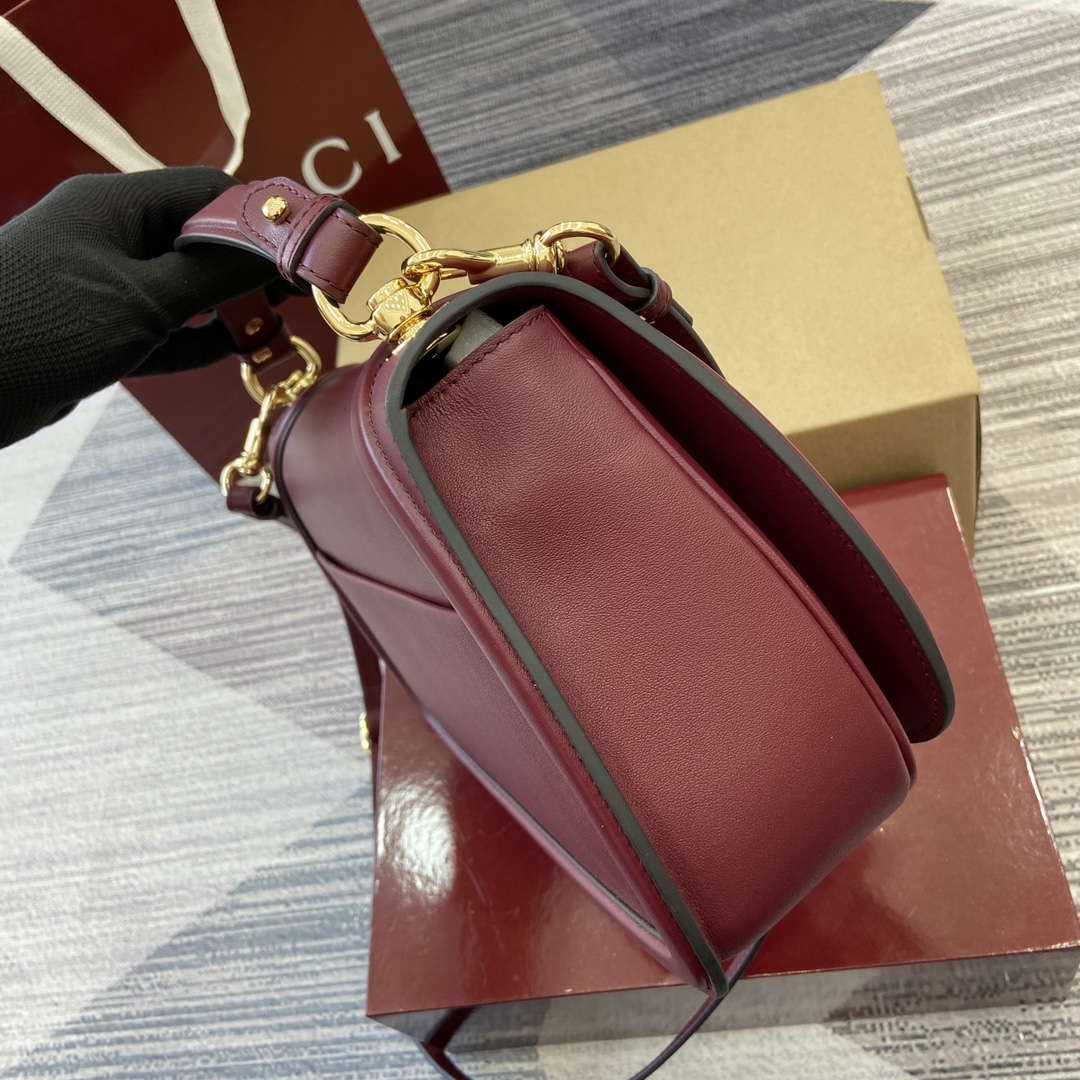 Gucci 815716 Gucci Blondie Medium top handle bag Wine Red