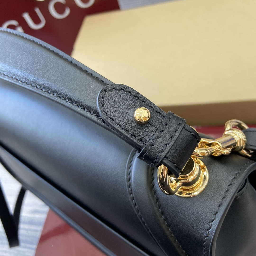 Gucci 815716 Gucci Blondie Medium top handle bag Black