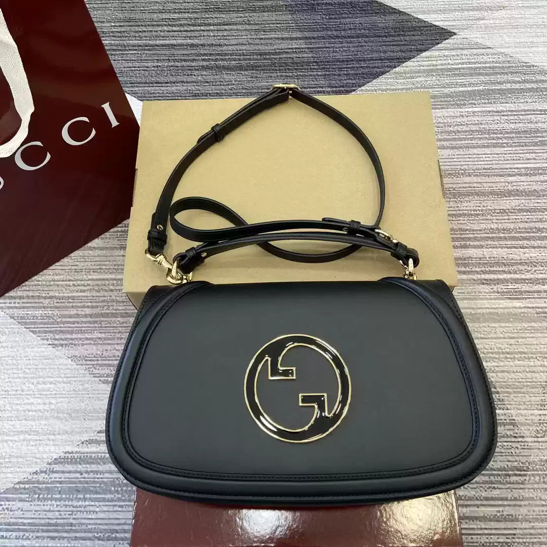 Gucci 815719 Gucci Blondie Medium top handle bag Black