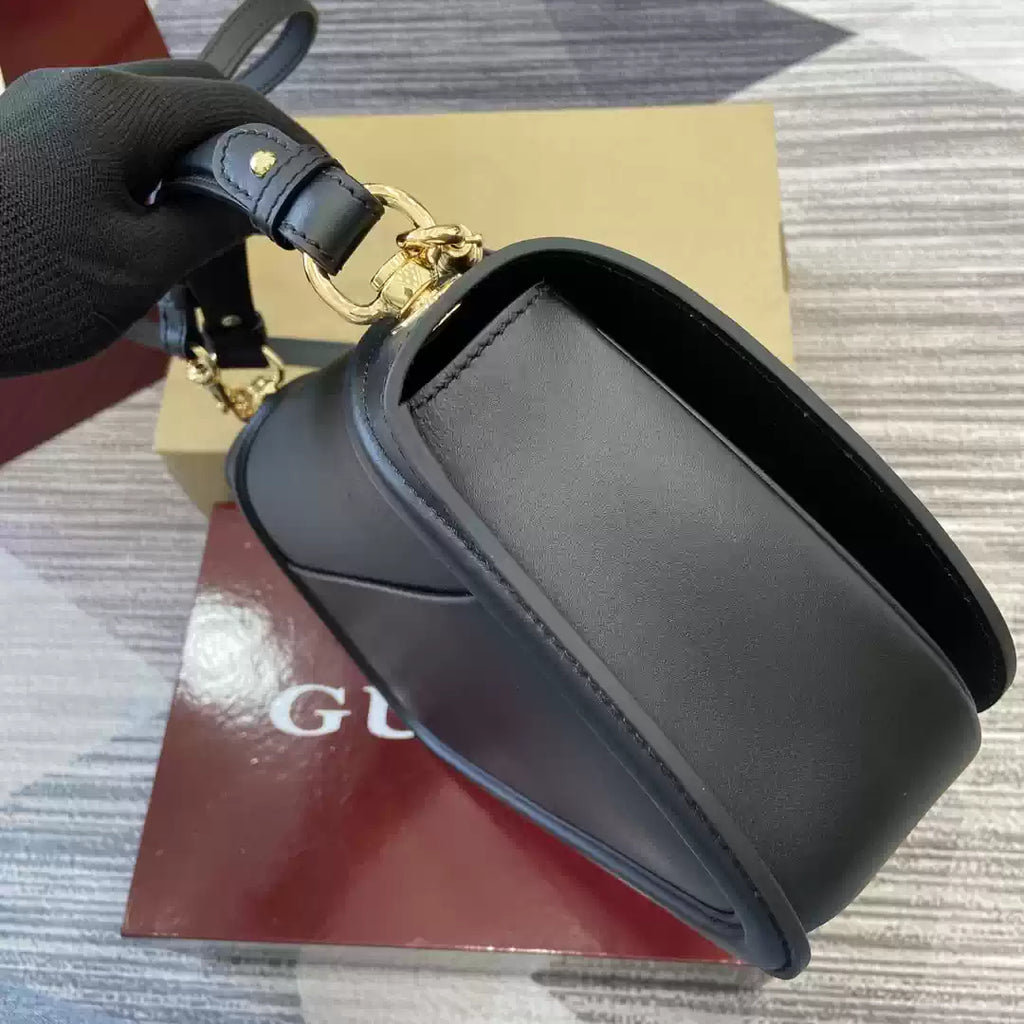 Gucci 815719 Gucci Blondie Medium top handle bag Black