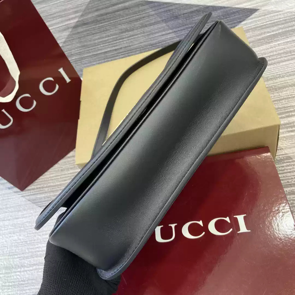 Gucci 815719 Gucci Blondie Medium top handle bag Black