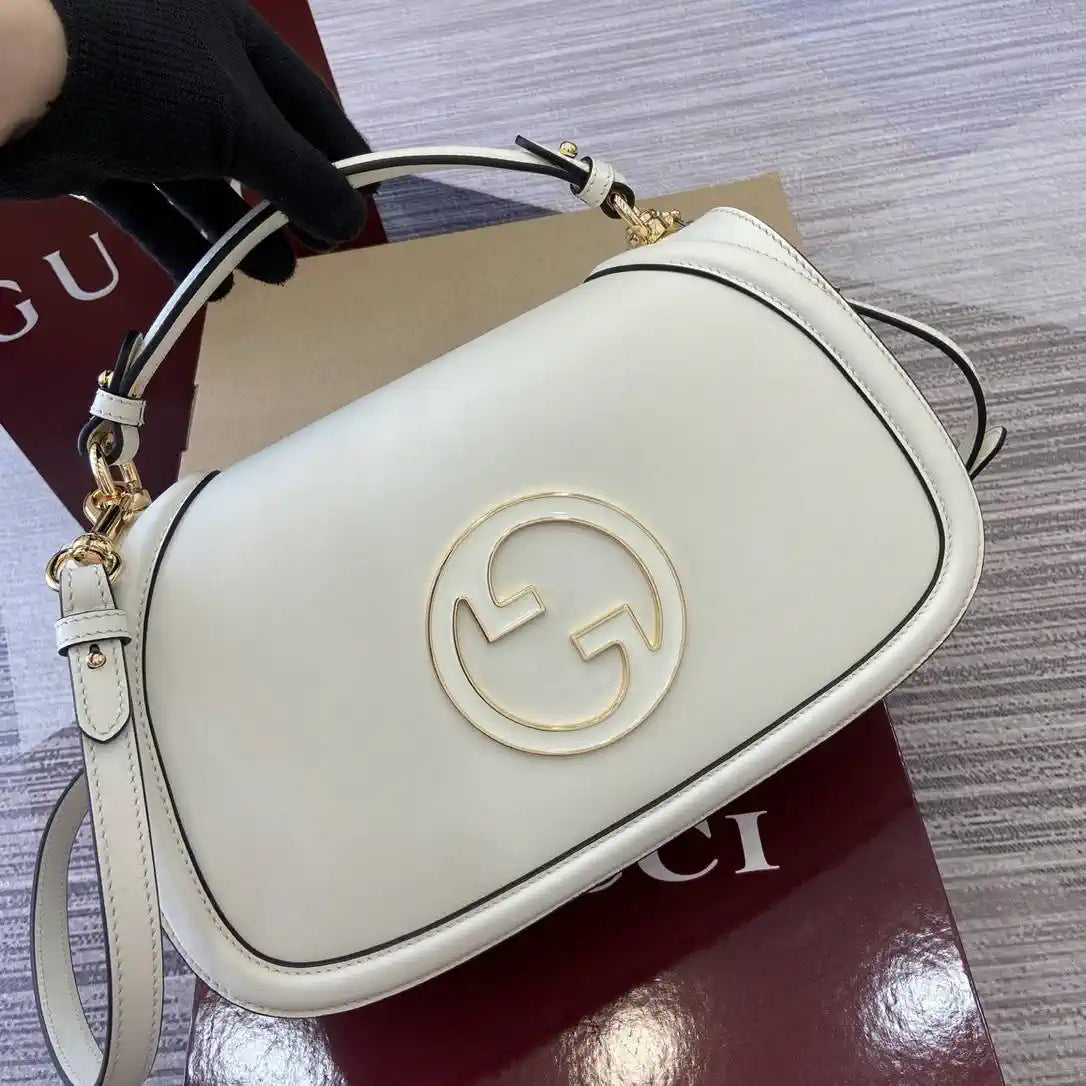 Gucci 815719 Gucci Blondie Medium top handle bag Leather White
