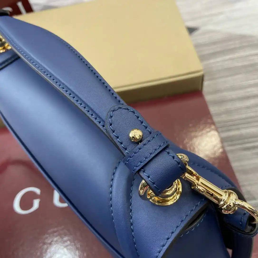 Gucci 815719 Gucci Blondie Medium top handle bag Leather Blue