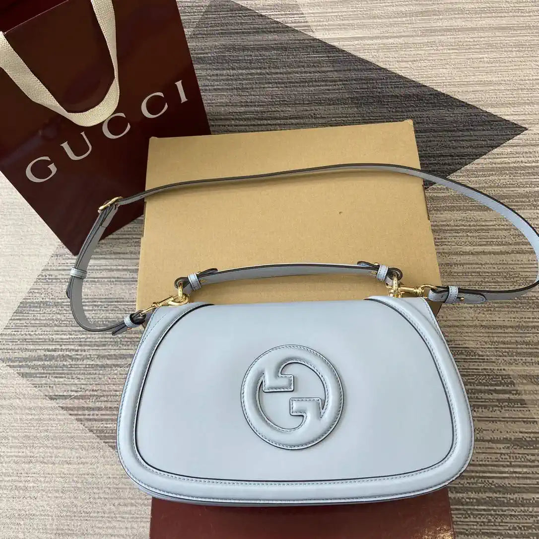 Gucci 815719 Gucci Blondie Medium top handle bag Leather Lake Blue