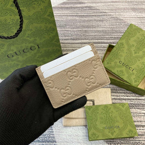 Gucci 815883 GG Emblem card case Taupe Leather - Default Title - View 1