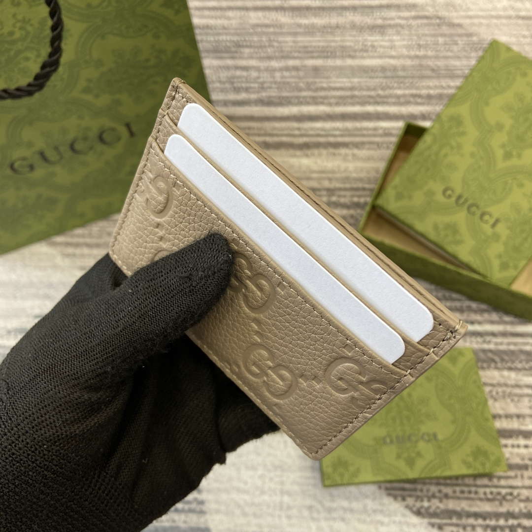 Gucci 815883 GG Emblem card case Taupe Leather