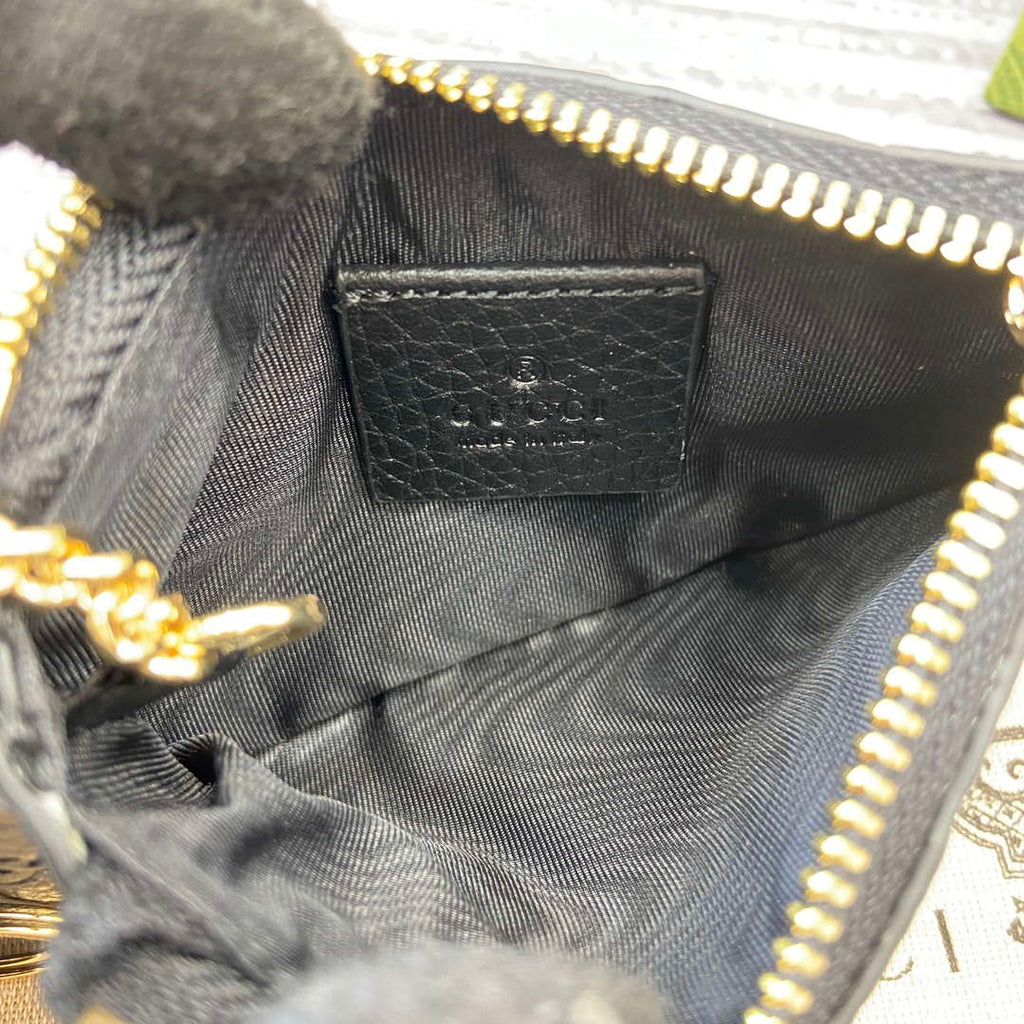 Gucci 815891 GG Emblem Purse wallet Black