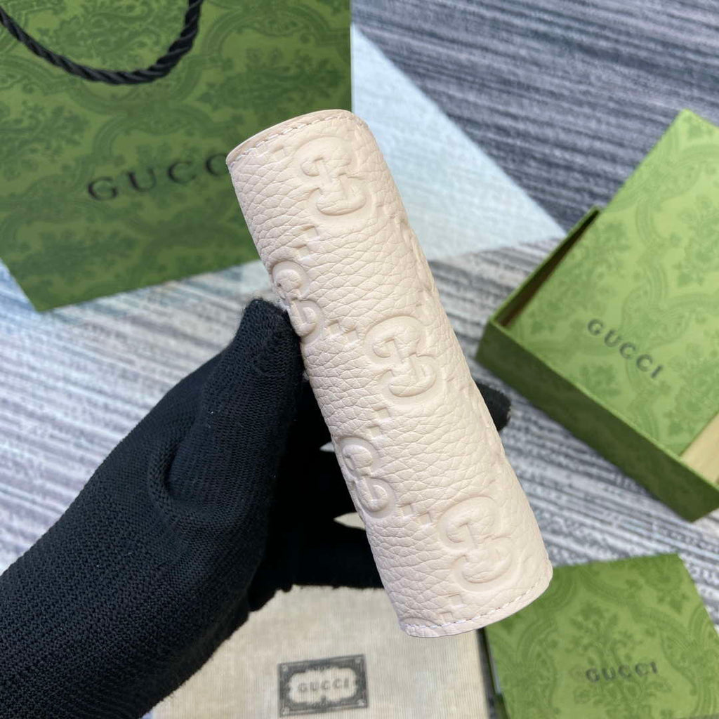 Gucci 815874 GG Emblem Medium wallet Beige