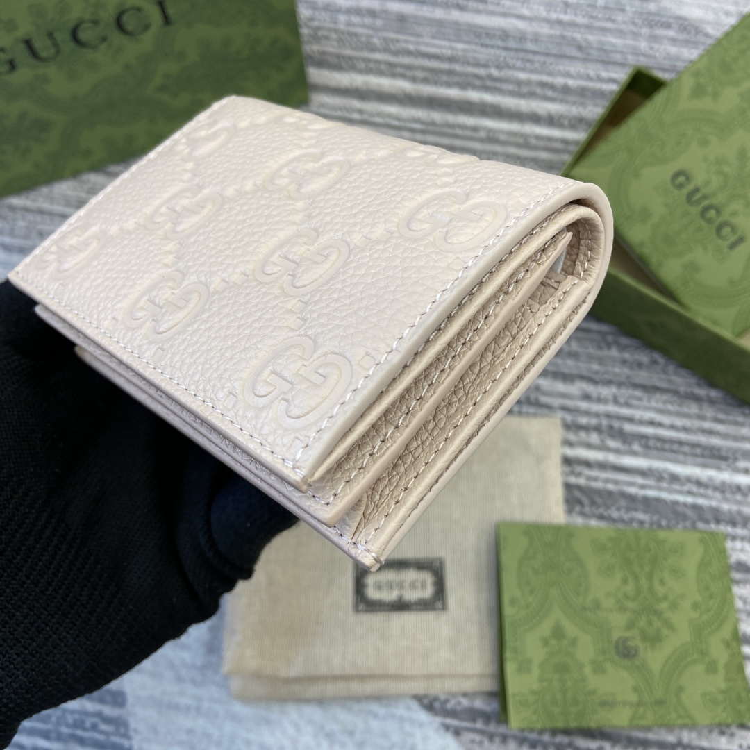 Gucci 815901 GG Emblem mini wallet Beige