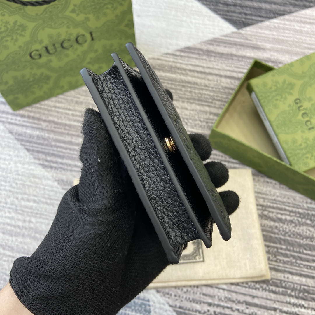 Gucci 815901 GG Emblem mini wallet Black