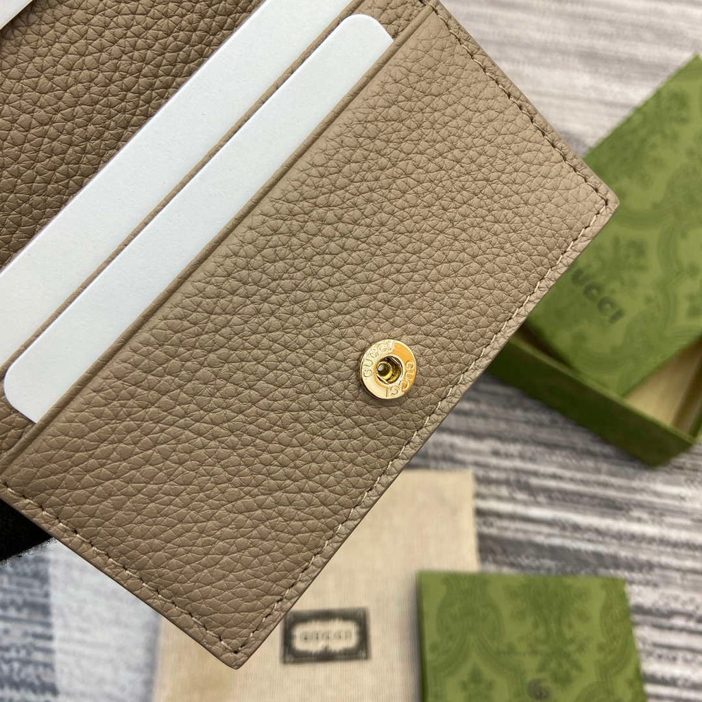 Gucci 815901 GG Emblem mini wallet Taupe