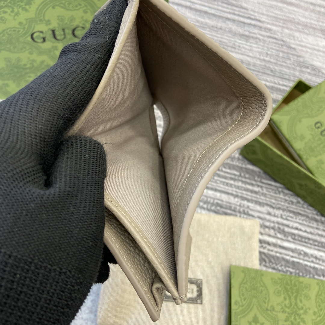 Gucci 815901 GG Emblem mini wallet Taupe - Default Title - View 11
