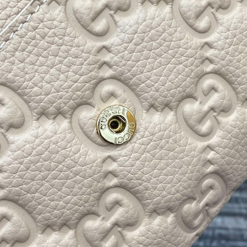 Gucci 815922 GG Emblem continental wallet Beige