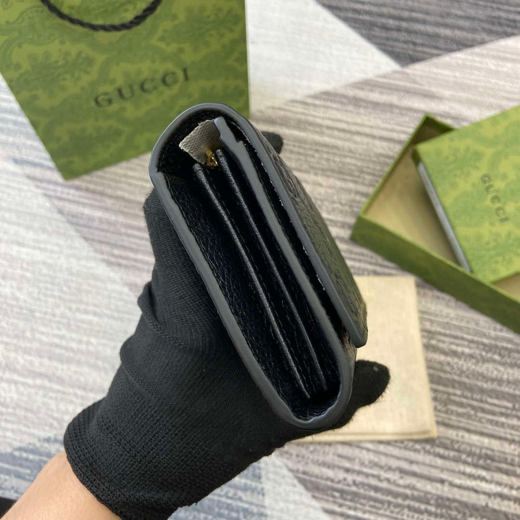 Gucci 815922 GG Emblem continental wallet Black