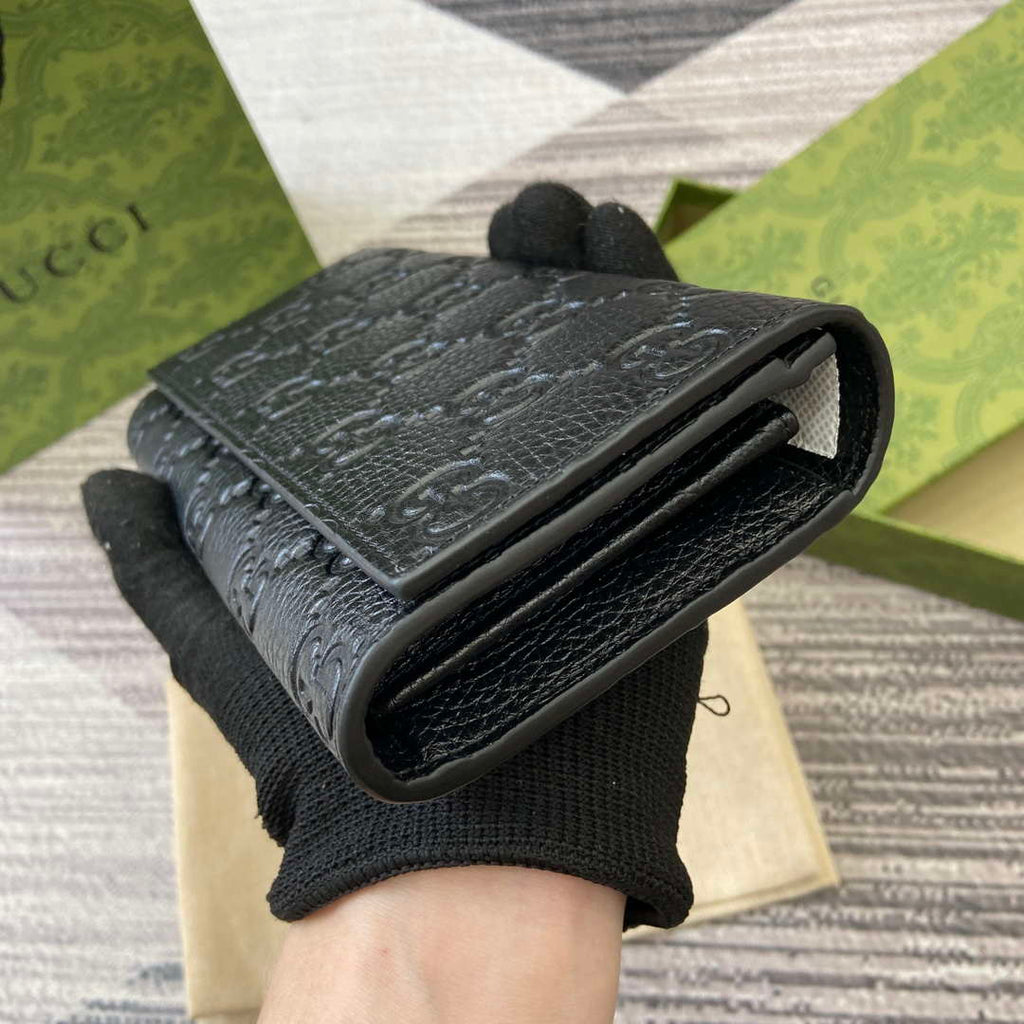 Gucci 815922 GG Emblem continental wallet Black