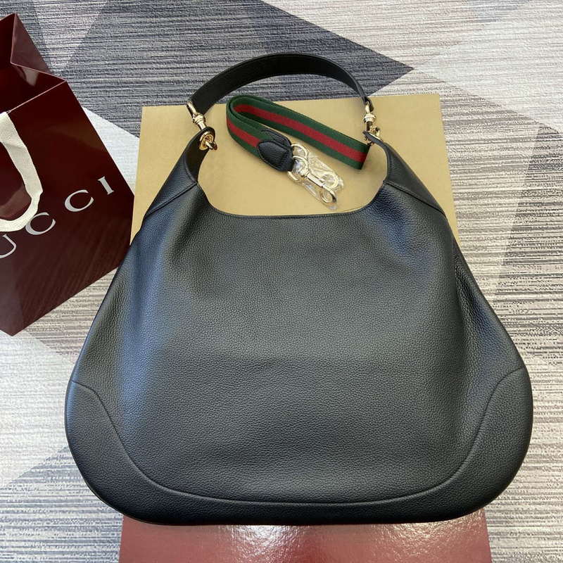 Gucci 815924 Gucci B Medium Shoulder Bag Black - Default Title - View 1
