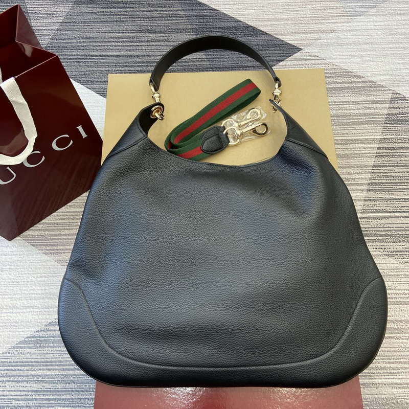 Gucci 815924 Gucci B Medium Shoulder Bag Black