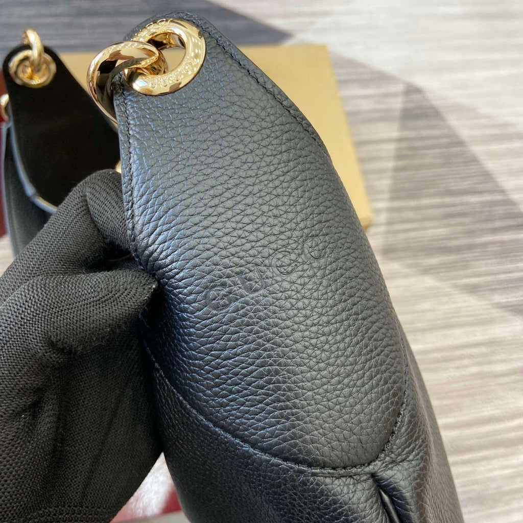 Gucci 815924 Gucci B Medium Shoulder Bag Black