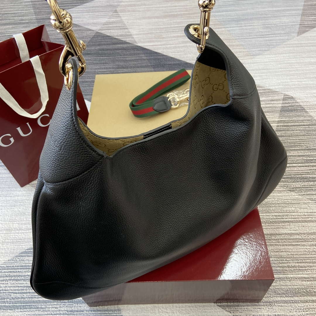 Gucci 815924 Gucci B Medium Shoulder Bag Black - Default Title - View 5
