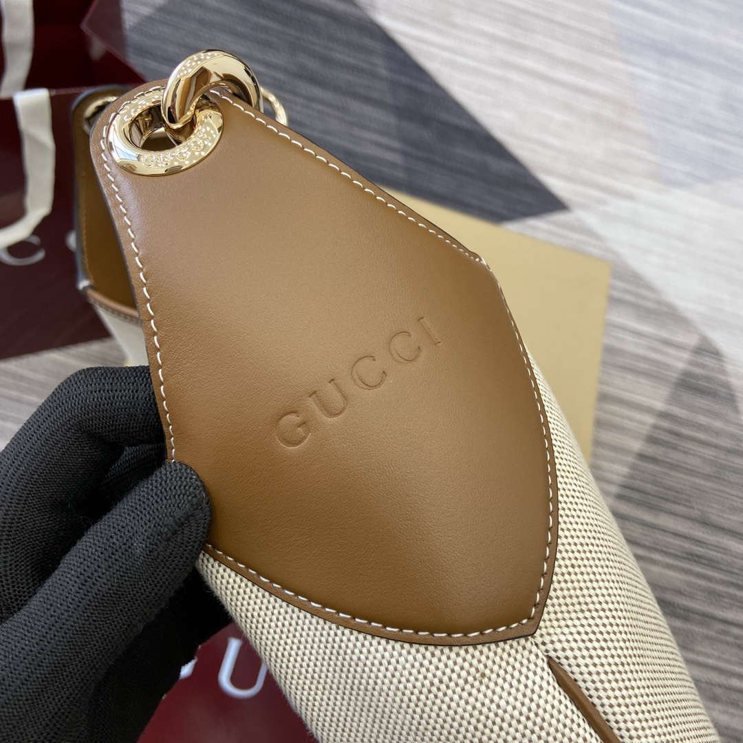 Gucci 815924 Gucci B Medium Shoulder Bag Natural cotton linen canvas Brown